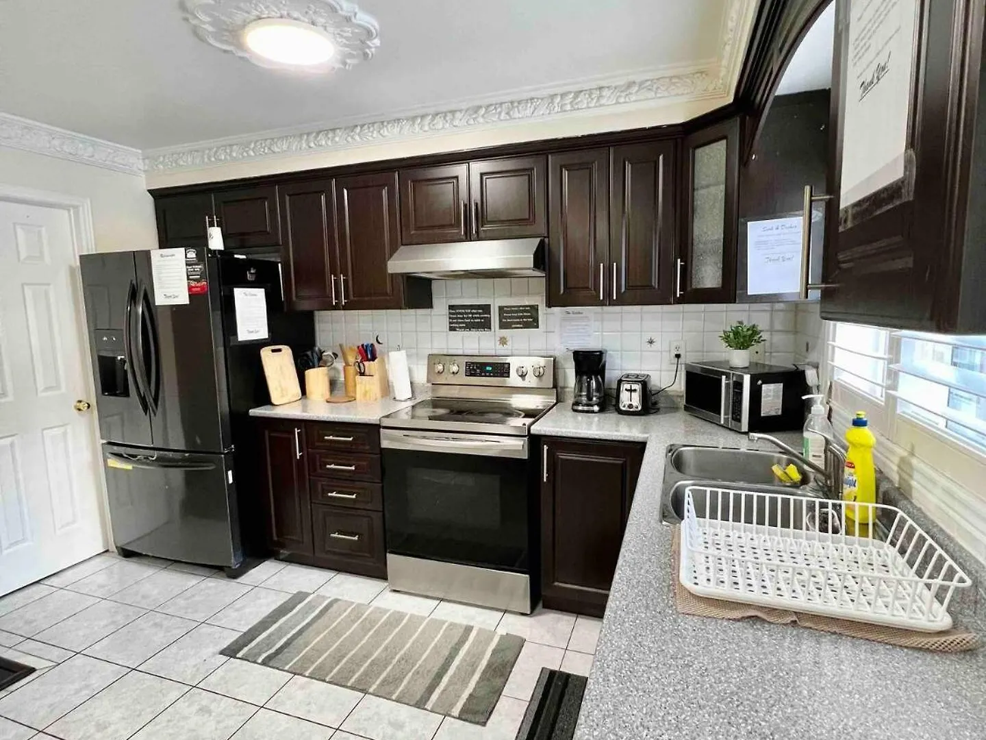 Holiday home R3 Private Room Near Airport Mississauga Canada